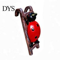 Small Animal Landscaping Accessory Cartoon Ladder Pot Hanger Ornament, Resin Turtle Ladybug Bee Plant Climbing Decor, Succulents Ornament Cute A black