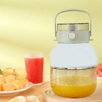 Electric Juicer Fruit Juice Mixer Mixing Machine USB Charging Small Blender Cup for Camping žalia