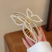 Modeliuojanti perlų plaukų segtukas Moteriški tuščiaviduriai drugeliai plaukų letenai Elegantiškas plaukų segtukas Madingi mergaičių galvos apdangalai Plaukų priedai 1pc beige