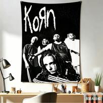 1 vnt. Korn grupės gobelenas, Nu metalo sieninė dekoracija, Šaunūs kambario daiktai, Poliesterio 2D spaudinys, Miegamojo daiktai, Roko gerbėjo kambario dekoravimo elementas 100X70CM white