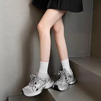 2025 New Fashion Casual Sports Women's Shoes Mesh Surface Breathable Retro Do Old Dirty Shoes Thick  Increase Daddy Shoes 35 sidabras
