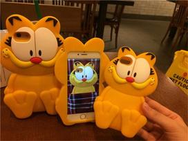 The Garfield Show Popular Silicone Phone Case With Animal Cartoon Design And Antifall Function Openeye,iPhone5C brown