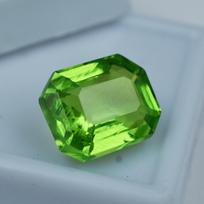 9.60 Ct NATURAL Stunning Green PERIDOT Rare Emerald Cut Loose Gemstone 12.0 mm approx žalia