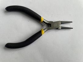 Eight-Piece Pliers Set: Needle-Nose, Diagonal Cutting, Wire Cutters, Round-Nose, Flat-Nose, Bent-Nose, Top Cutting, Pin-Nose Pliers.