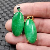 Green Jade Egg Face Pendant Necklace for Men and Women Gold 15x30 mm green