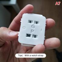 Multifunctional Cricket/Tennis/Paddle Score Wristband Instant Score Tracker Portable Padel Scorer For Coaches, Referees, Players as the picture gray