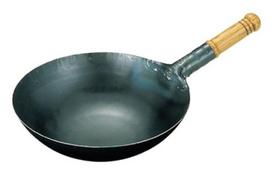 Yamada Iron Hand-Forged Wooden Handle Chinese Wok, 39cm gray