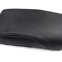 Fits 2014-2017 Nissan Qashqai/Rogue Center Armrest Leather Protective Cover Paste