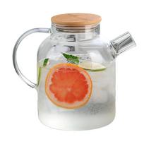 1800 ml stiklinė ąsotis su filtru, šluotele ir mediniu dangteliu, karščiui atsparus, gėrimų padavimo indas, arbatai, kavai white