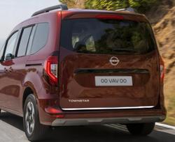 Nissan Townstar - CHROME LETTER Galinis bagažinės dangtis