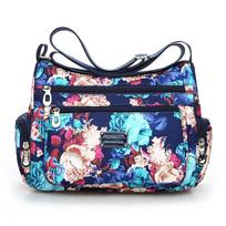 Chic Lips Print Multi-Pocket Crossbody Bag Lightweight Nylon Shoulder Purse with Adjustable Strap for Women gray