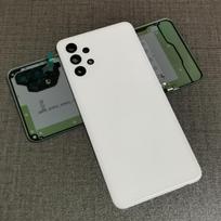 Samsung Galaxy A32 5G A326 Baterijos galinis dangtelis Galinės korpuso dalies keitimas A32 5G SM-A326B Telefonui Su kameros objektyvu juoda