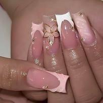24pcs Mid-length Press on Nails Sets Pink French Full Cover Flower Design Fake Nail Tips Reusable Pearl False Nail Woman Nails