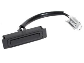 Nissan Qashqai 06-13 tailgate handle button (microswitch)