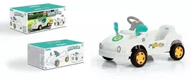DOLU pedalinis automobilis, baltas, dėžutėje 2684