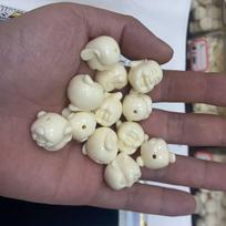 5Pcs Shell Powder Maitreya Buddha Head Beads 18x20mm Ivory Laughing Buddha Charms for DIY Bracelet Religious Lucky Jewelry Making 5Pcs/ 18×20mm balta