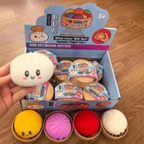 Simulation decompression char siu buns soft decompression toy flour hand kneading music fake food model slow rebound malt gray