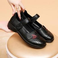 Soft sole soft surface medium mother shoes microfiber spring and summer comfortable flat bottom not tired foot single shoes 35 black