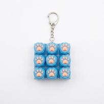 Cute Cat Paw Mini Keyboard Keychain RGB LED Light Stress Relief Backpack Pendant for Valentine's Day Gifts A4 gray