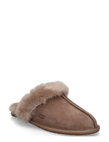 UGG - W Scuffette Ii - Šlepetės - Ruda