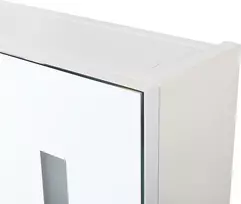 Beliani Pakabinama vonios kambario spintelė su LED veidrodžiu CHABUNCO 60 cm 60 cm balta
