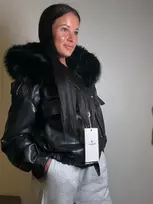Suknelė Šilta striukė su kailiu