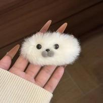 2pcs Cartoon Plush Little Seal Hair Clip Sweet Cute White Hairpin Fashion Versatile Autumn Winter Pet Barrettes Hair Accessories white