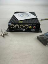 Profesionali automobilio DVR vaizdo registratorius, palaikantis 4 AHD 4PIN kameras