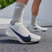 Nike Streakfly 2 'Spruce Aura Phantom' 43 gray
