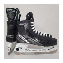 Demo CCM Tacks AS-V Pro Senior ledo ritulio pačiūžos su ašmenimis