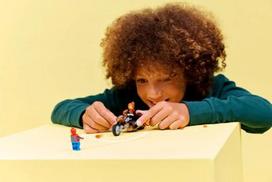 LEGO MARVEL 76335 Žmogus-voras prieš Vaiduoklio motociklininką
