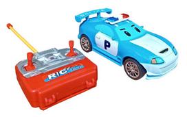 Radijo bangomis valdomas automobilis policijos automobilis, mėlynas