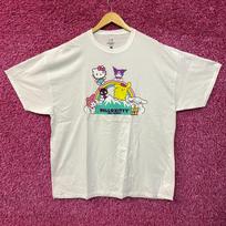 Sanrio Hello Kitty and Friends Over A Rainbow T-Shirt S white