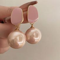 Pink Round Big Imitation Pearl Drop Earrings for Female Elegant Temperament Women French Earrings Hanging  Mermaid Princess Style Ear Jewelry ARI