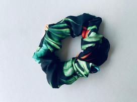 Satininė plaukų gumytė moterims Scrunchie