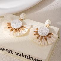 Dopamine Raffia Sun Flower Vacation Wind Earrings Women'S Handwoven Earrings Travel Photography Unique And Beautiful Earrings beige