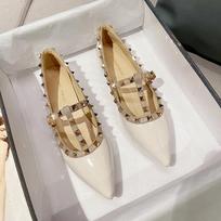One pedal wedding shoes women's models are not tired of feet 2025 autumn rivets two wear casual shoes soft-soled leather flat-soled single shoes women 35