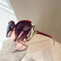 Trendy Large Frame Goggles Flower Decorated Eyeglass Legs Summer Popular Eyeglasses Suitable for Women For Men And Women black