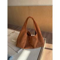 This Artistic and Retro Tote Bag Features A Large Capacity and A Laid-back Commuting Style. It Is A Single-shoulder Underarm Bag kava