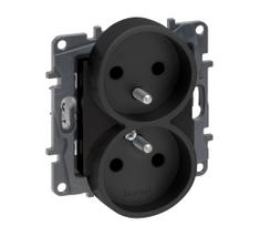 Legrand - Dvivietė namų rozetė be rėmelio 250V/16A NILOE STEP juoda