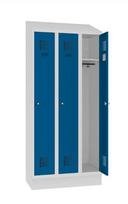 Garderobinė spinta Sloping TOP su cokoliu, 3 skyriai