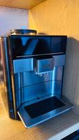 Automatinis kavos aparatas Siemens EQ.6 Plus, 1500 W, juodas