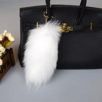 Plush Real Fur Fox Tail Keychain: Fashionable Ornament & Prop white