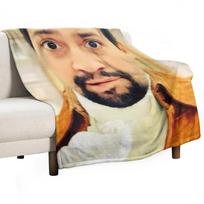 Linas Manuelis Miranda, kandantis lūpą, Mesti pledas Prabangaus Prekės ženklo Flanelinis Audinys Pūkuoti Pledai Size: 75*100cm, Weight: 280 GSM beige
