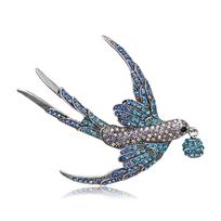 Luxury Full Rhinestone Flying Bird Holding Ball Brooches For Women Men Elegant Cartoon Lovely Bird Animal Pins Wedding Jewelry gray