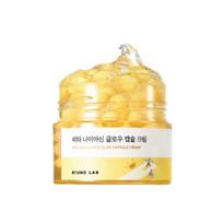 ROUND LAB Vita Niacin Glow Capsule Cream Brightening & Hydrating Face Cream 50ml yellow