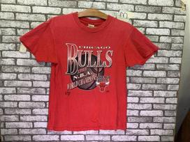 Vintage Chicago Bulls NBA World Champions 90s L size S red