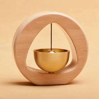 A96K-Brass Dopamine Doorbell Wooden Bell Entrance Wind Chime Japanese Housewarming Gift Entrance Pendant beige