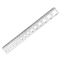 Tikslus nerūdijančio plieno liniuotė su apvaliais ir kvadratiniais skylutėmis tiksliems inžineriniams matavimams, atspari 0,5 mm klaidai white