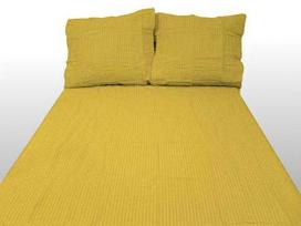 Geltonas vienspalvis gofruotos medvilnės patalynės komplektas, 200x220 cm antklodės užvalkalas su 2 pagalvių užvalkalais, 100% medvilnė, nelyginama patalynė, patvari kokybė, miegamojo tekstilė